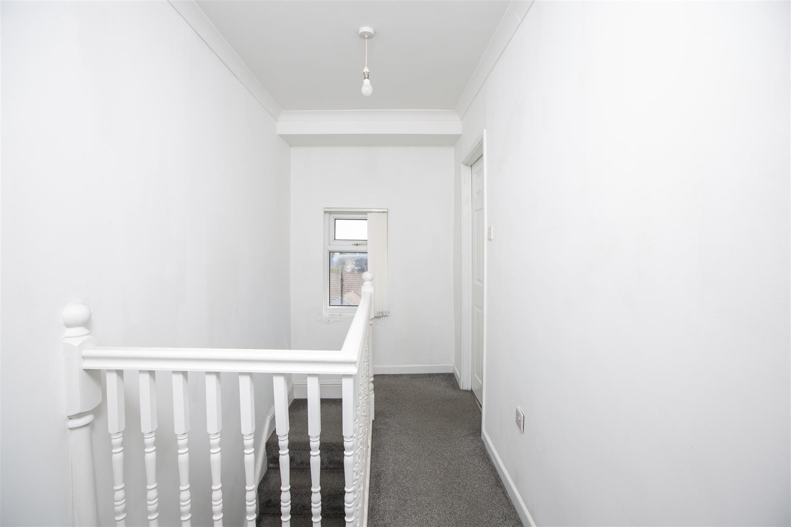 Lynn Street, Cwmbwrla, Swansea, SA5 8BB